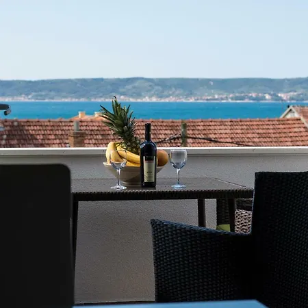 Perla Castellana Apartment Kastela Exterior photo
